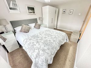 Ascot Drive Great Sutton